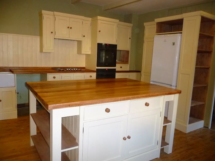 handmade wooden kitchens