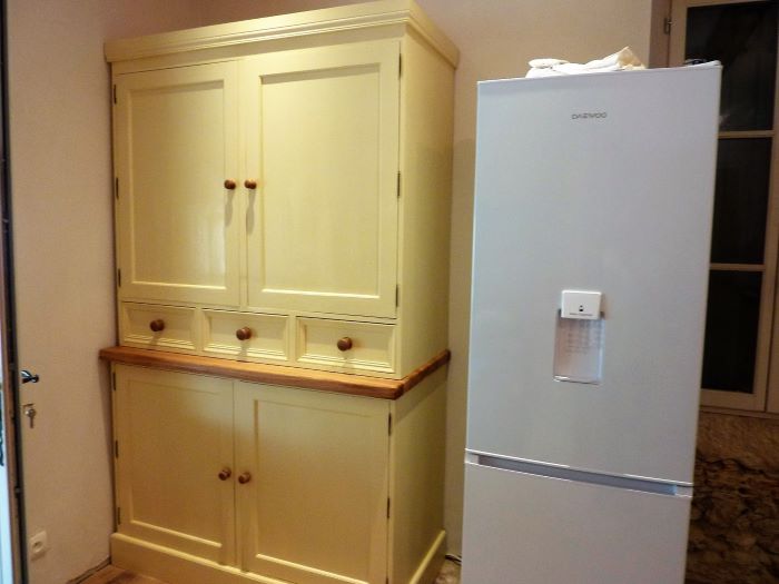 handmade wooden kitchens